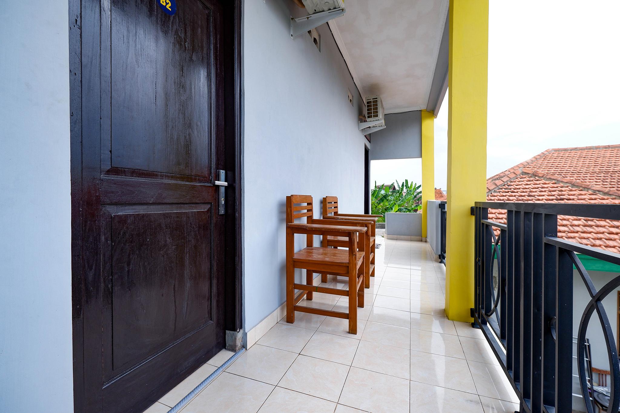 Готель Spot On 2821 Griya Kawula Syariah Surakarta  Екстер'єр фото